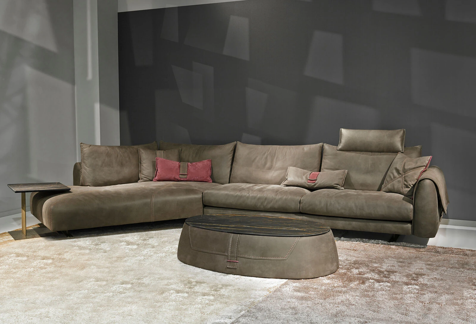 Karl coffee table &middot; 3