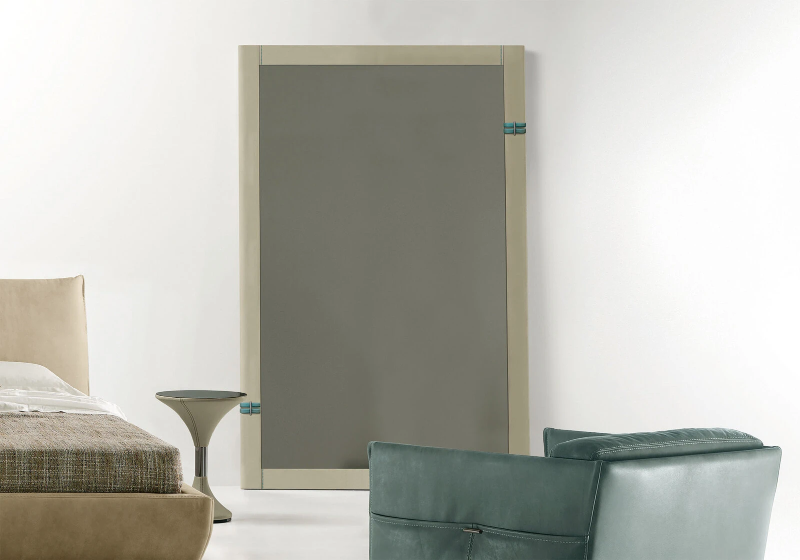 Cocoon Mirror &middot; 4