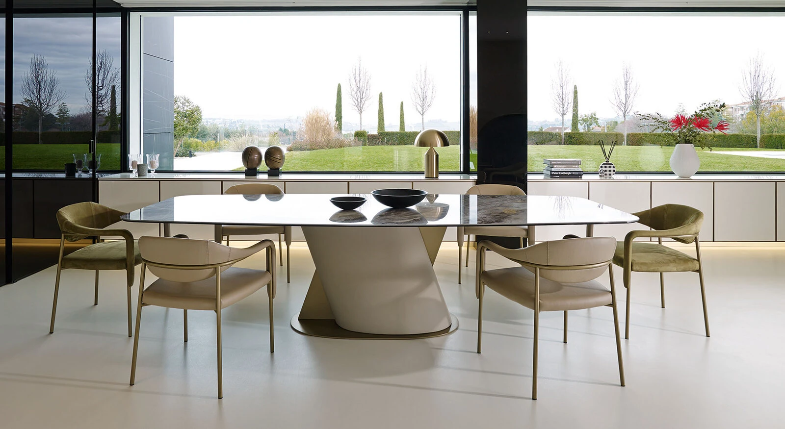 Venus dining tables &middot; 1