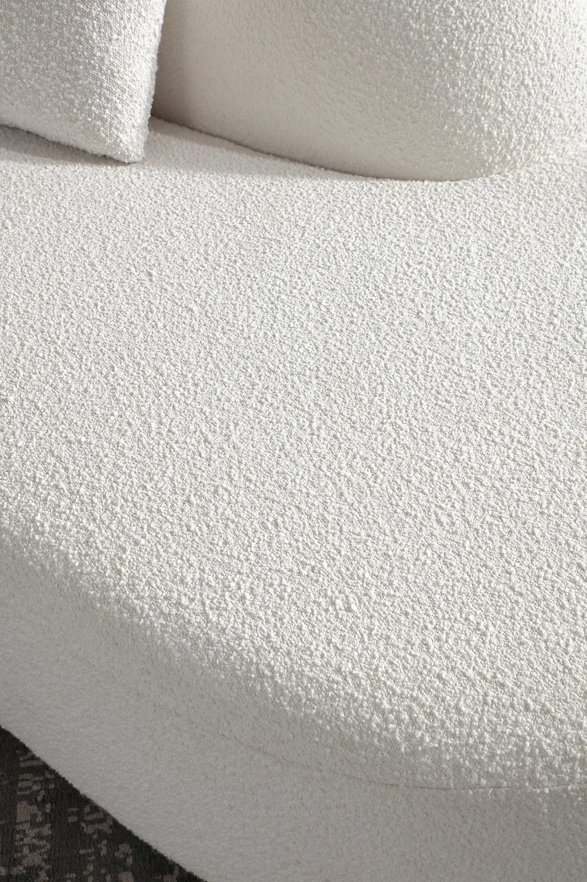 Long Island Curve Sofa &middot; 4
