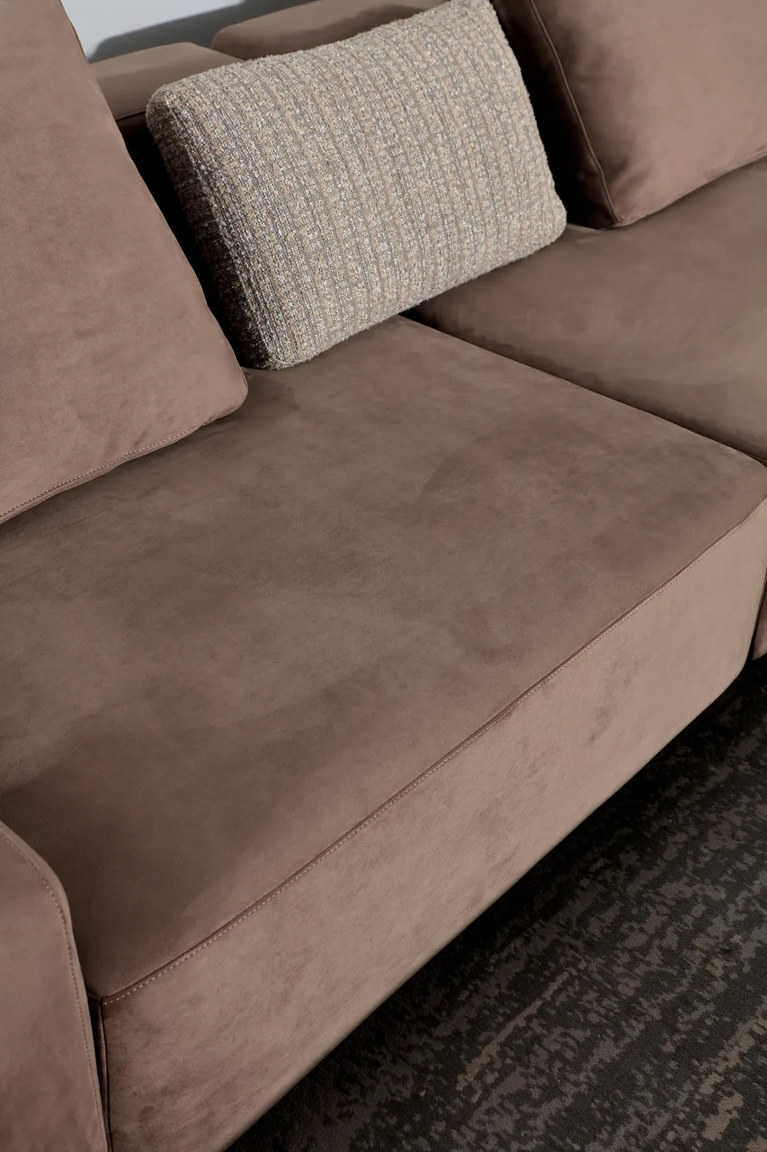 Wide Arm Straight Sofa &middot; 4